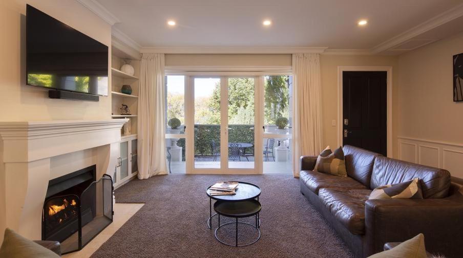 Lake Esplanade Villa - 5 min walk to central Queenstown Exterior foto