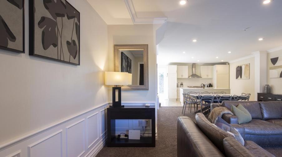 Lake Esplanade Villa - 5 min walk to central Queenstown Exterior foto